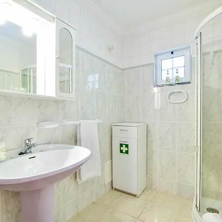 Portuguesa By Mtphomes * Albufeira