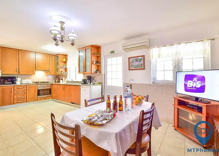 Portuguesa By Mtphomes *